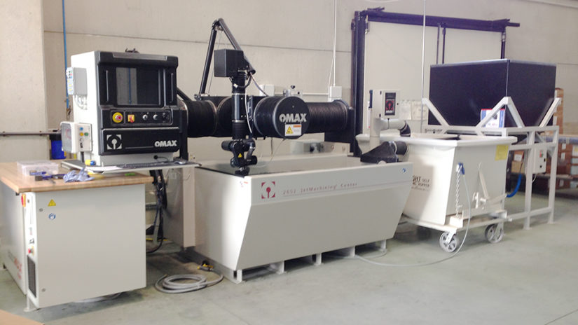 Taglio ad acqua a freddo Waterjet